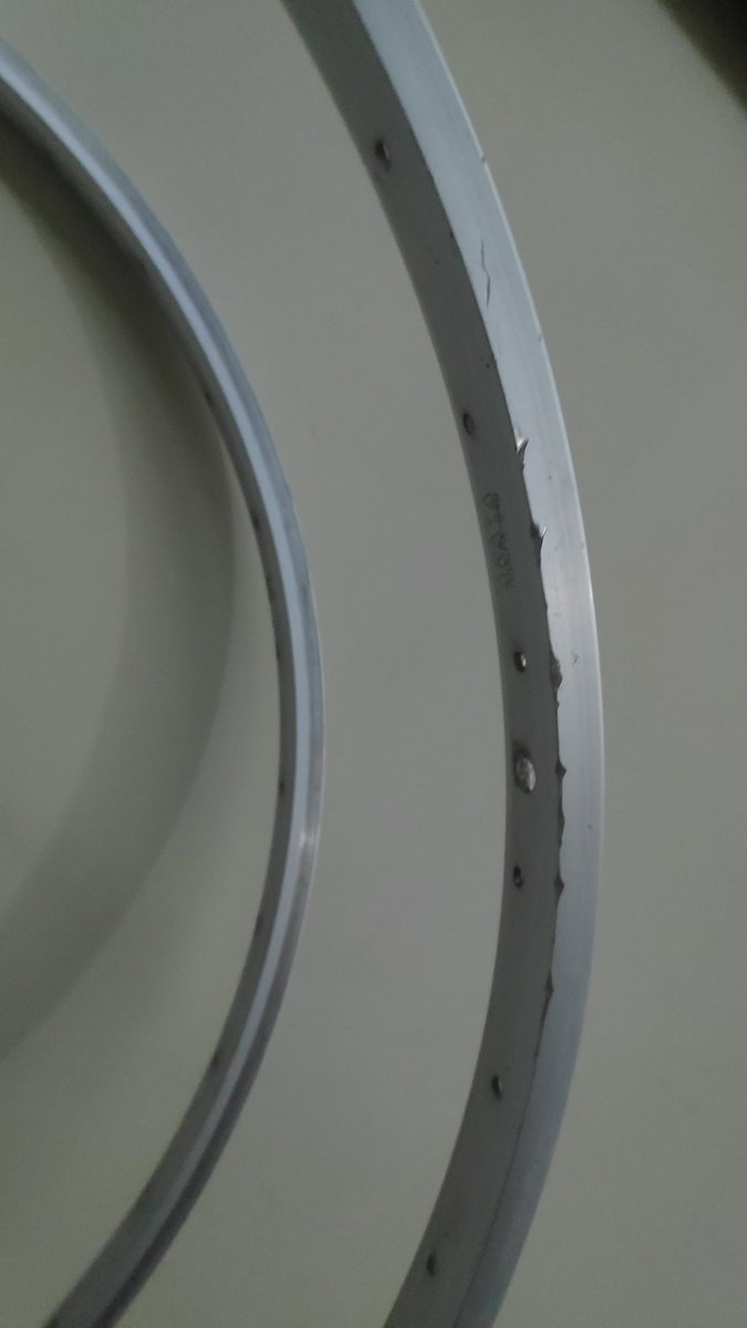 Anditriady2's tweet photo. #fnfjb
WTS
Rims araya 700c px-645 (teplek) 36hole
Minus ada difoto terakhir
250 aja nih sepasang https://t.co/CByvk2t4hx