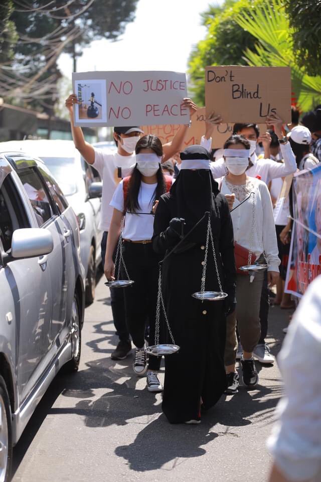 We want justice!                                      FIGHT FOR DEMOCRACY #WhatsHappeningInMyanmar #CyberSpeechFreedom