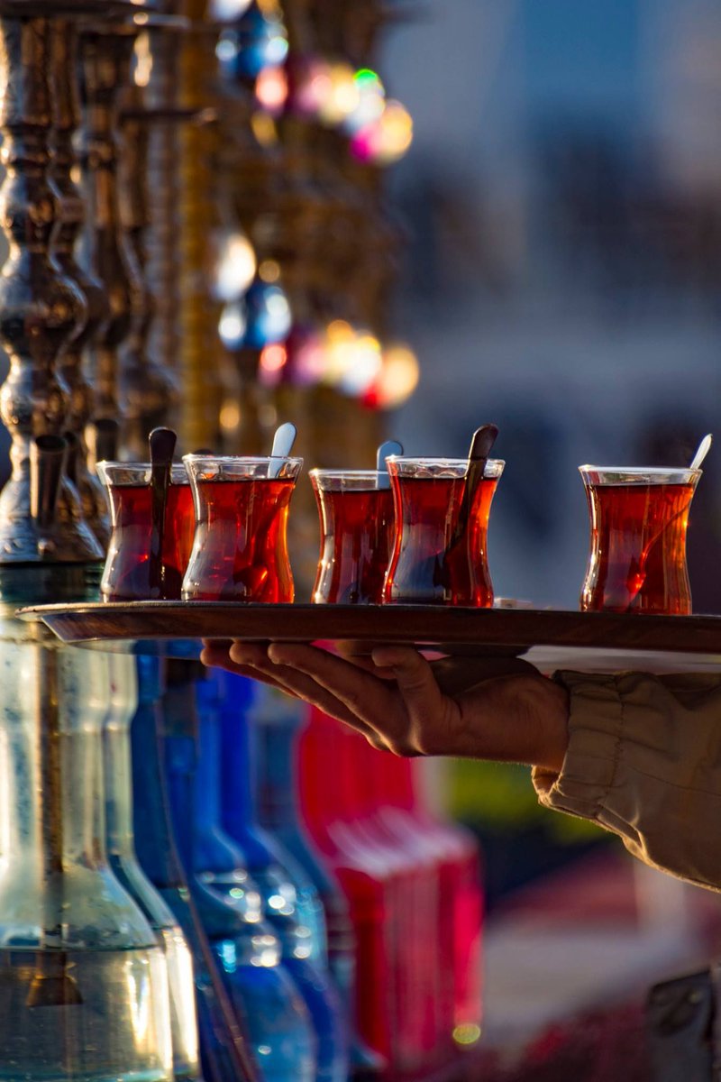 Enjoy evening. Enjoy your evening картинки. Вечеринка с друзьями. Enjoy evening. Веселая компания за столом.