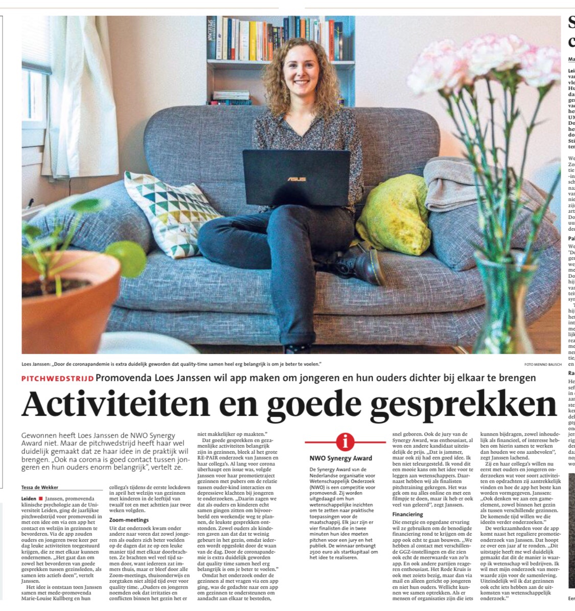 Mmmmarlou's tweet image. Naast dit meisje leerde ik lezen en inmiddels schrijft deze prachtvrouw geschiedenis. ‘Promovenda Loes Janssen’ is mijn beste vriendin en ik ben zó trots op haar! #thisgirlisonfire