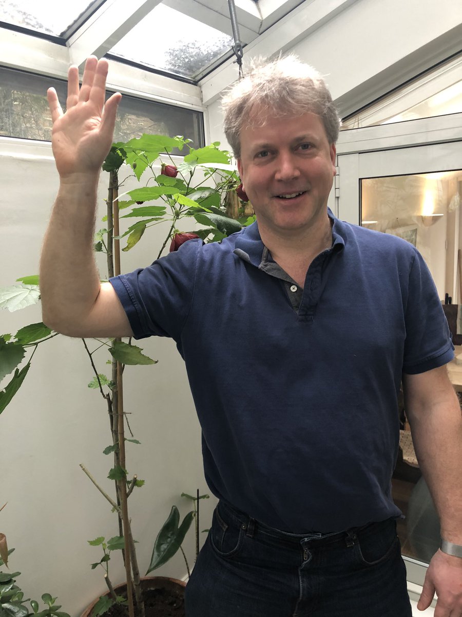 I  #ChooseToChallenge and be an ally for  #WomenInSTEM  @embl and  @emblebi - I’ve always had great female scientists as bosses (Janet Thornton, Edith Heard), as peers (eg  @nicolesoranzo,  @jomcentyre) and working with me ( @HannahVMeyer  @HannahCurrant1 as two from many)