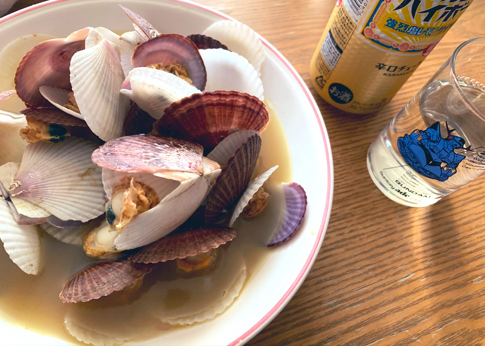 公式 釧路交通 株式会社 V Twitter 帆立稚貝の酒蒸しを作りました もう今日は外出しないという強い表明から 日本酒と焼酎ハイボールで 北海道では帆立の稚貝も安く買えますので かなり安上がりな贅沢です 生も購入出来ますが 今回の稚貝はコープさっぽろ