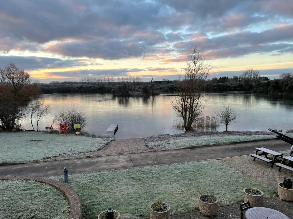 URNUCambridge's tweet photo. It appears CURNU now have the facilities for winter sports - Ice Skating anyone? https://t.co/mU1R81t0q2