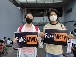 yoonwadikyaw30's tweet photo. MRTV , MWD Tv channels are releasing FAKE news !
FIGHT FOR DEMOCRACY
#WhatsHappeningInMyanmar 
#Feb11Coup https://t.co/runUM0tLlh