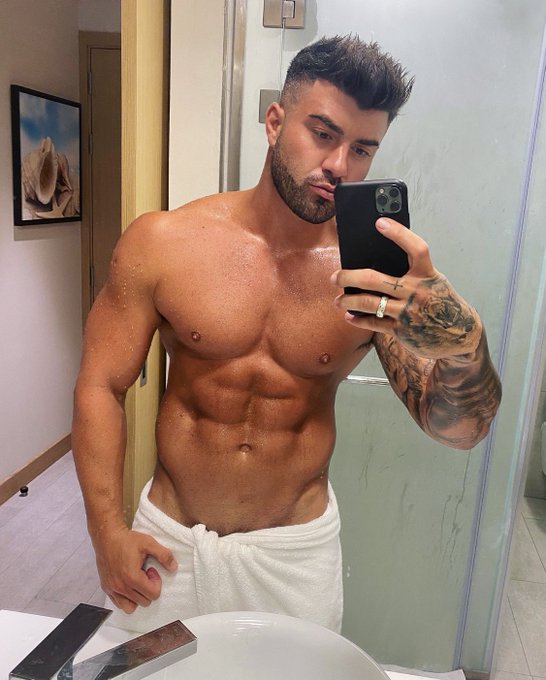 See below to remove the towel... https://t.co/rnuH3vZ7pu