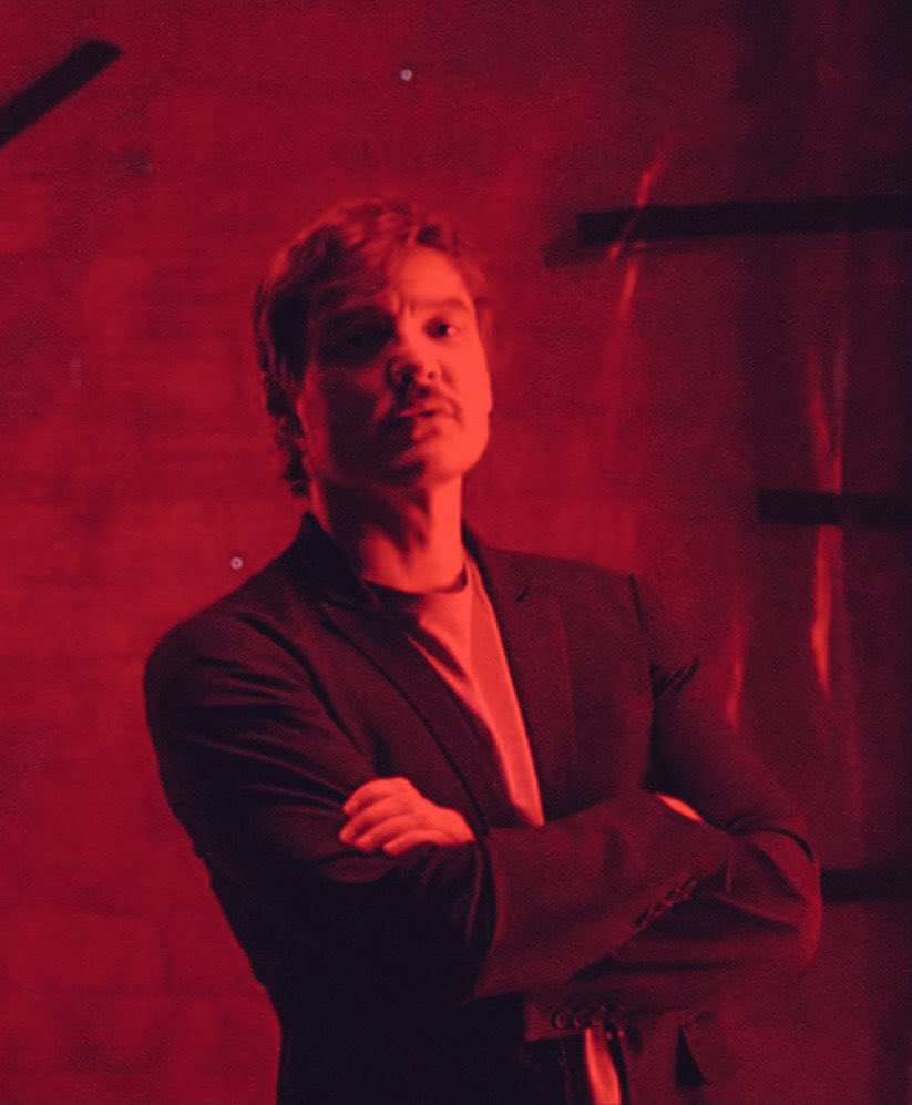 —pedro pascal as joel miller (thread)