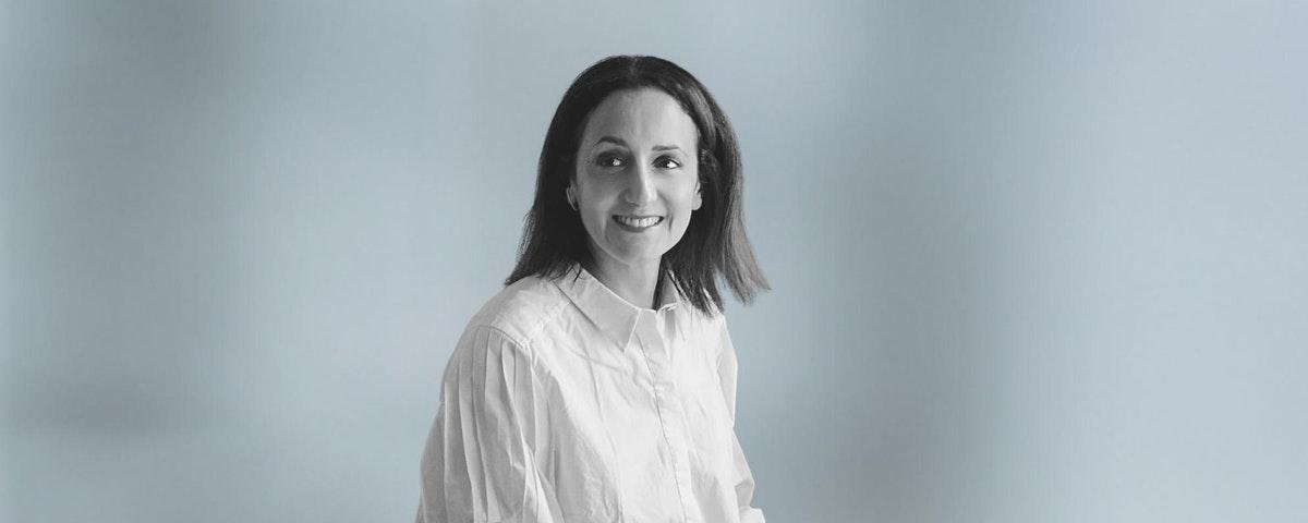 "The most rewarding aspect of being a founder is to start writing the story of your startup on a blank page"
Meriam Kabbaj, COO of TOP 100 Swiss Startup <a href="/VersantisAG/">Versantis</a>, reflecting on routines, books, family, and more.
Get inspired: venturelab.ch/Versantis-COO-… 
#SwissStartups #TOP100SSU