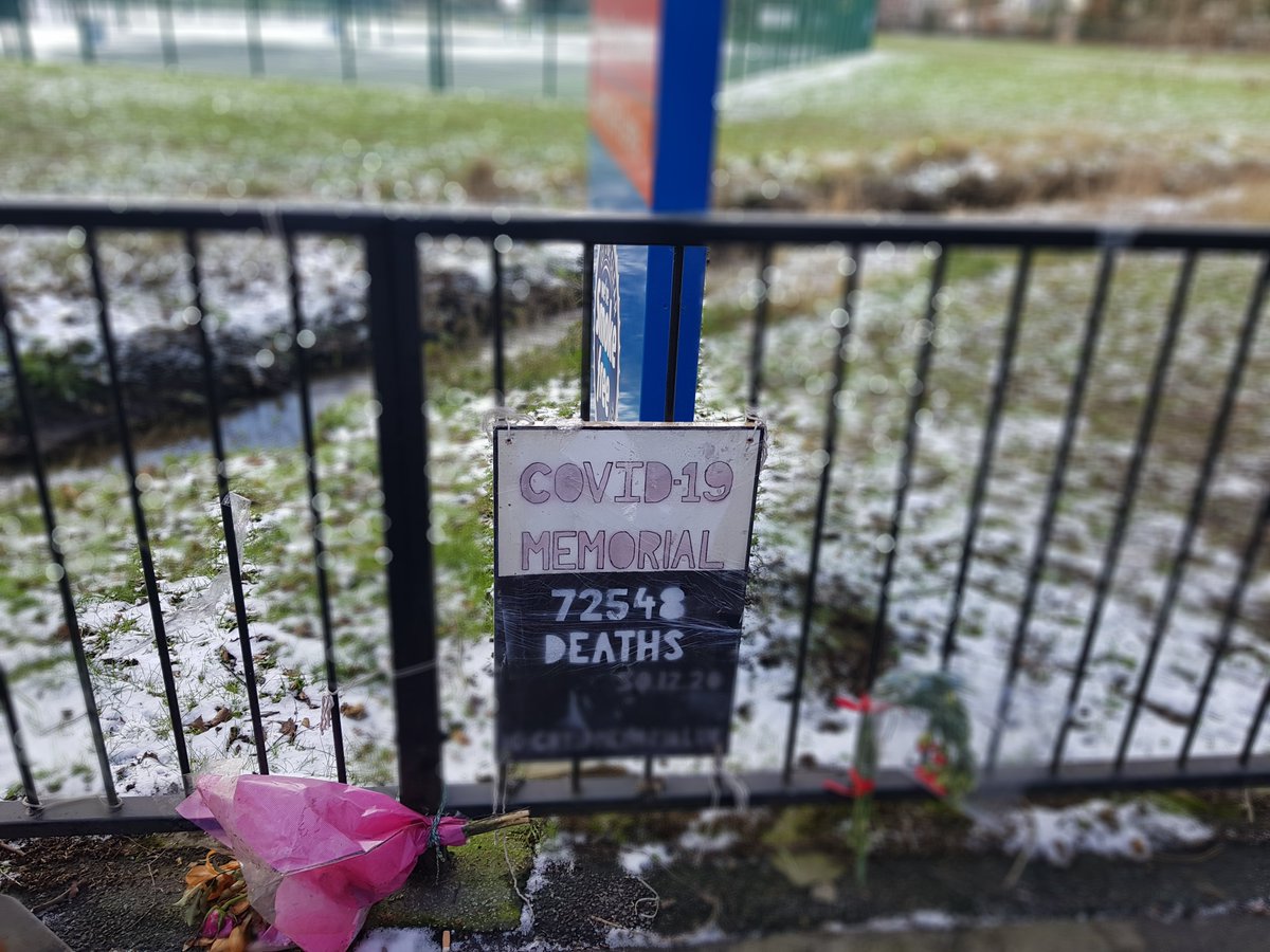 Reweirding_'s tweet photo. Shrine to 2020 Covid 19 deaths in Ladywell Fields, Lewisham
#ViralShadows @Viral_Archive https://t.co/4GWtFx6EWC