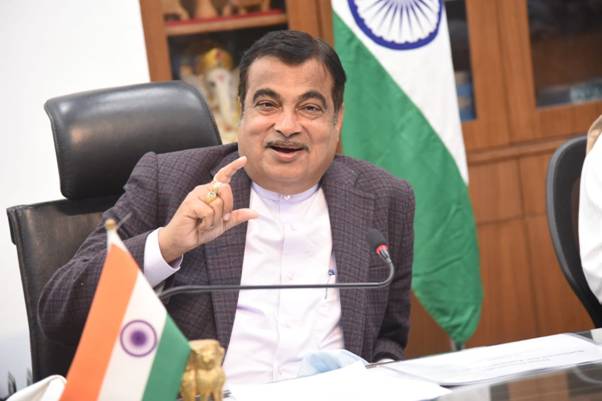 PIB_Patna's tweet photo. Union Minister shri @nitin_gadkari has called for adopting an integrated approach for developing #indigenous #fuel_cells in the field of #ElectricVehicles.
โก๏ธDetails- https://t.co/N0NuWqaA27
@MORTHIndia @OfficeOfNG
#ElectricVehicle #ElectricCars https://t.co/6wRVYnGB3j