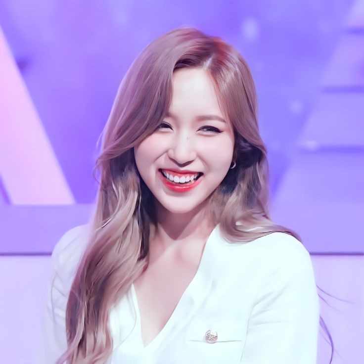 oncetrix's tweet image. january -&amp;gt; momo • february -&amp;gt; sana 

march will be mina and it's her birth month omgg 🥺❣️