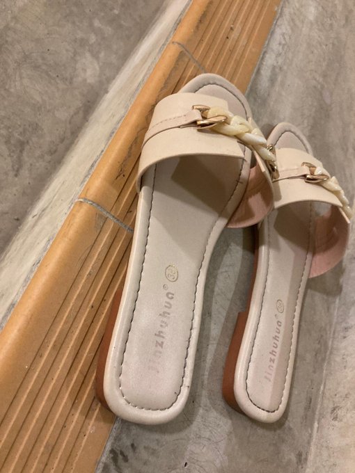 收山前分享下~3  白色拖鞋 個人覺得不錯的 幹起來超爽  #扫楼 #恋足 #打胶  #原味 #射鞋 #Cumshoes #射平底鞋 #Cumflats https://t.co/o1GdtyoF3W<a href="/tag/%E6%89%AB%E6%A5%BC"class="tags">#扫楼</a><a href="/tag/%E6%81%8B%E8%B6%B3"class="tags">#恋足</a><a href="/tag/%E6%89%93%E8%83%B6"class="tags">#打胶</a><a href="/tag/%E5%8E%9F%E5%91%B3"class="tags">#原味</a><a href="/tag/cumshoes"class="tags"><span>#cumshoes</span></a><a href="/tag/%E5%B0%84%E9%9E%8B"class="tags"><span>#射鞋</span></a><a href="/tag/%E5%B0%84%E5%B9%B3%E5%BA%95%E9%9E%8B"class="tags"><span>#射平底鞋</span></a><a href="/tag/cumflats"class="tags"><span>#cumflats</span></a>