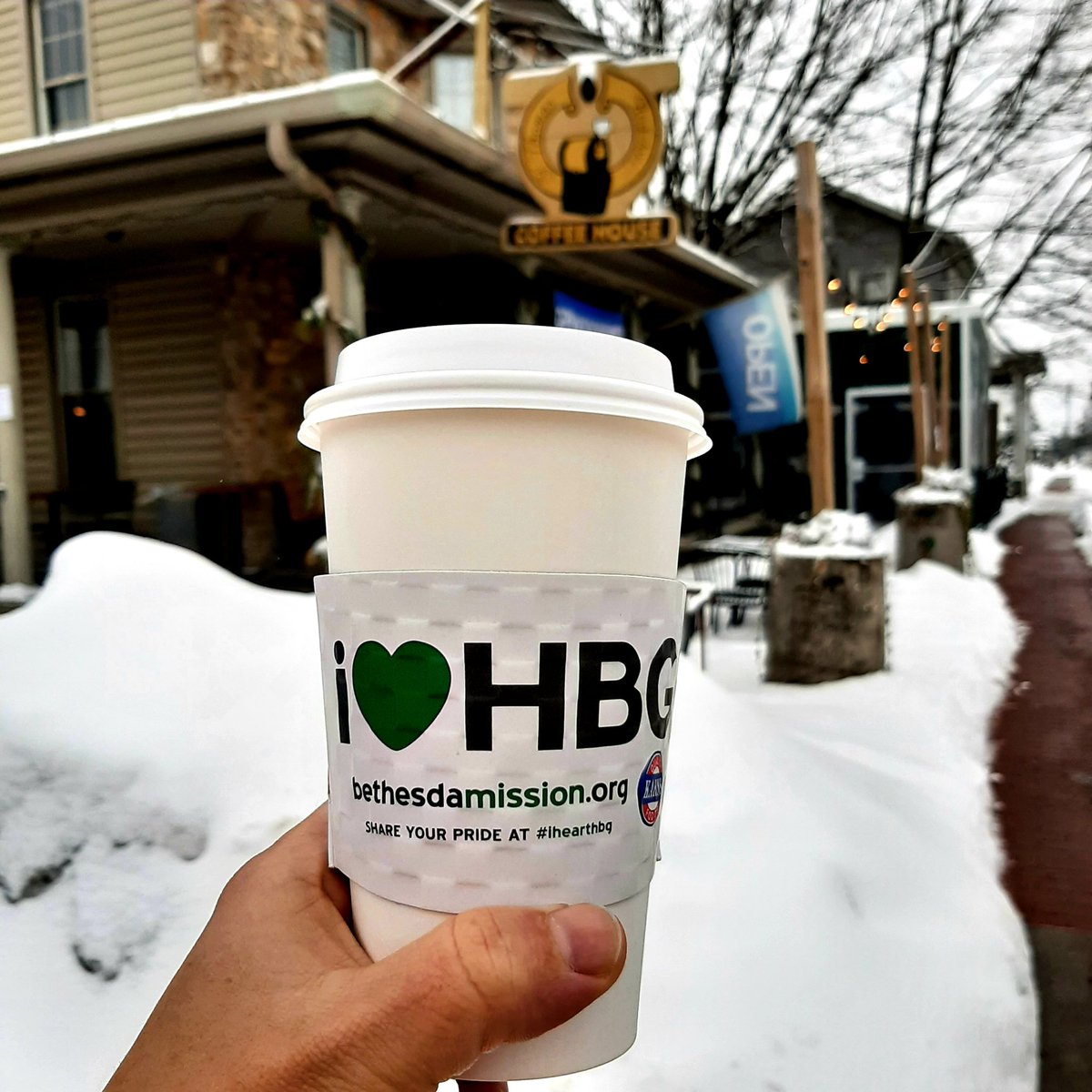 Morning coffee <a href="/StThomasRoaster/">St. Thomas Roasters</a>. #ihearthbg supporting <a href="/BethesdaMission/">Bethesda Mission</a> Women’s Mission Renewal Project.