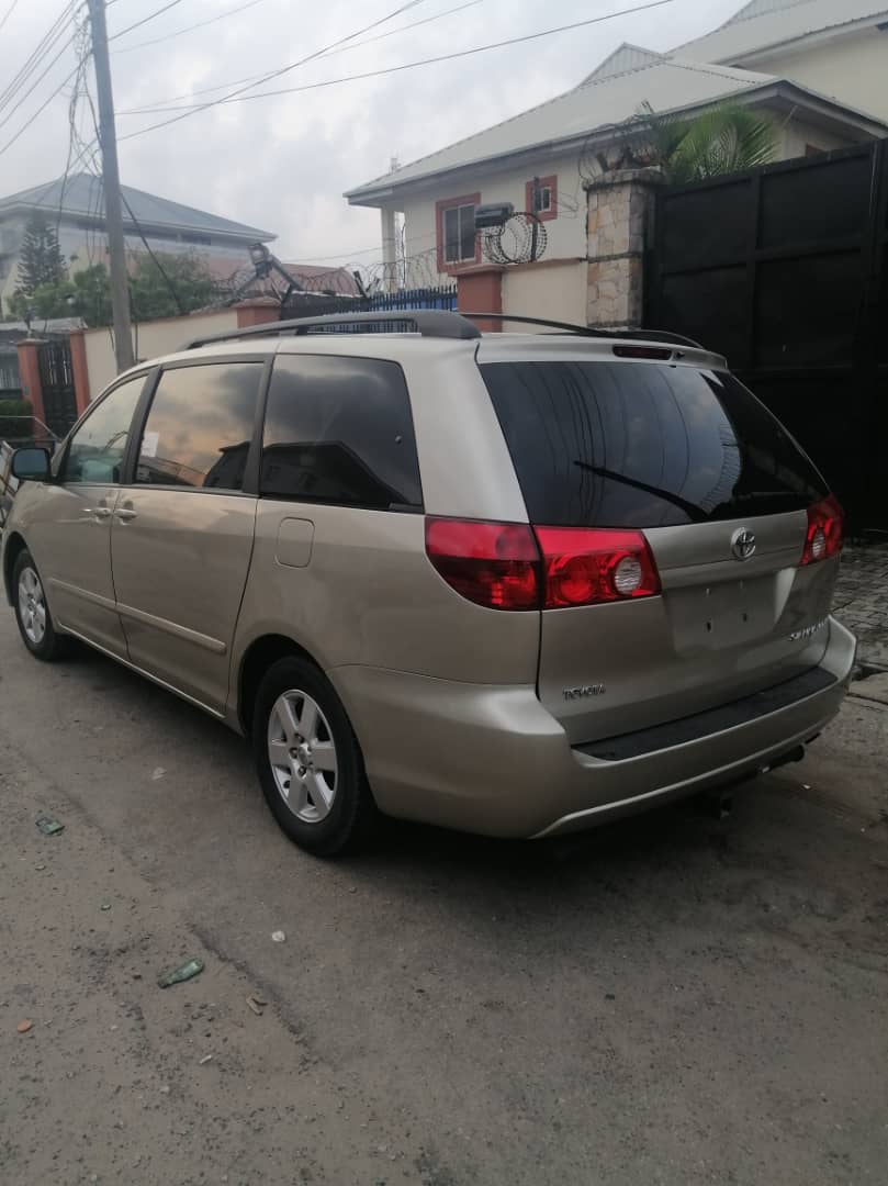 Smart rides tweet media