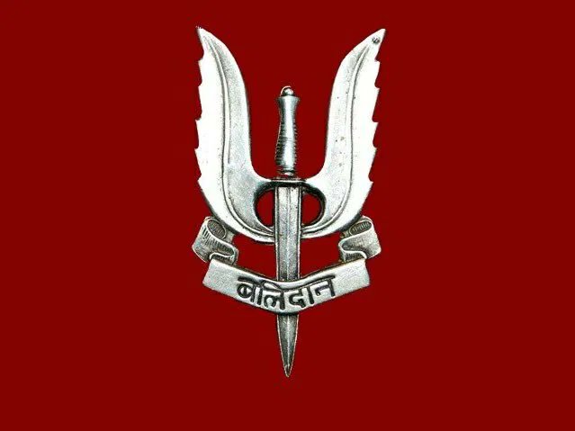 BodhanaAnanda's tweet image. #AssamRifles - Sentinels of the North East
#ParaCommandoes (Army) - शत्रुजीत 
#MarineCommandos #MARCOS (Navy) - The Few, The Fearless
#GarudCommandoForce (IAF) - प्रहार से सुरक्षा