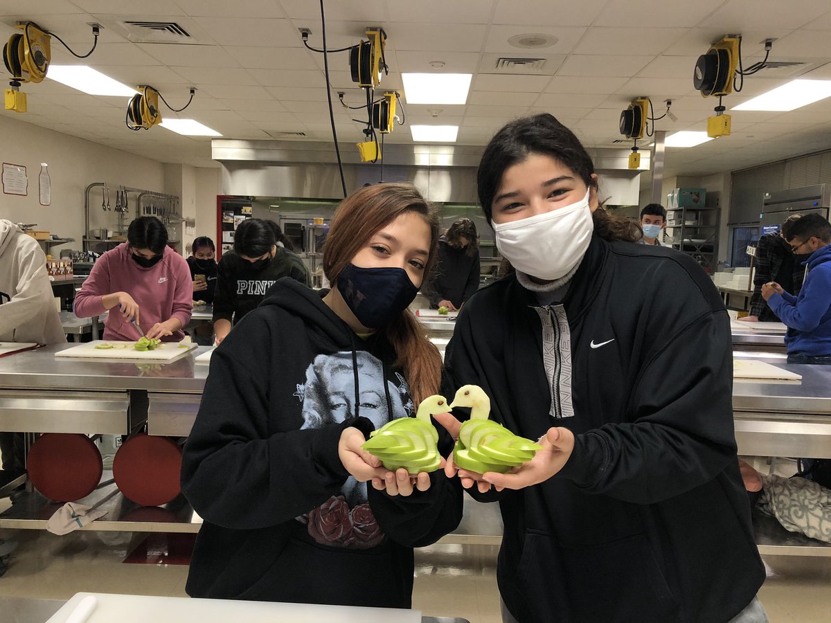 ChefAndersonSHS's tweet photo. These kids have been working hard all week and today called for something fun!!! https://t.co/BNyNQzYZGH