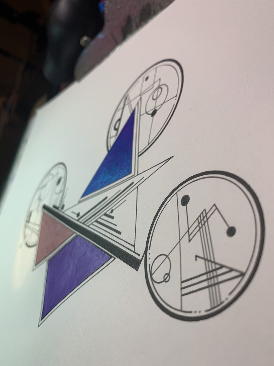 ArtistDisabled's tweet photo. I seem to forget my Twitter account most of the time and so I also forget to share my updates 😬 So, here’s one for this week. I’d love to hear your thoughts.
#disabledartist #ukartist #lutonartist #bauhausart #geometricart #geometricabstraction #lutonarts #bedfordshireartist https://t.co/SAxr0zITwy
