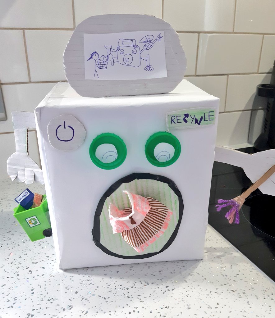 GooneyLisa's tweet photo. Laceys really enjoyed this afternoon in DT making her recycling washing machine she designed yesterday that collects up rubbish and cleans them to reuse 🤩 @HartleyBrookPri @HBMissHopkins https://t.co/Ps8pa9CGzS