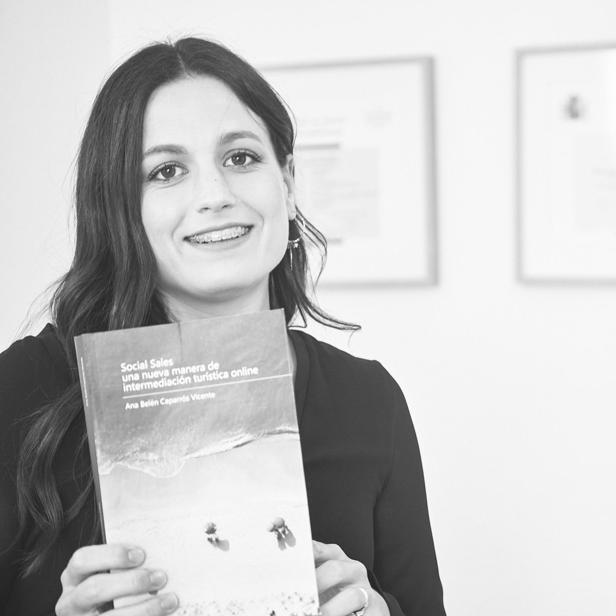 ¿Por qué se celebra el #DiaMujerYNinaEnCiencia? 
Por 1 presente y 1 futuro donde la #mujer tenga los mismos derechos, la misma visibilidad y el reconocimiento de su poderío.