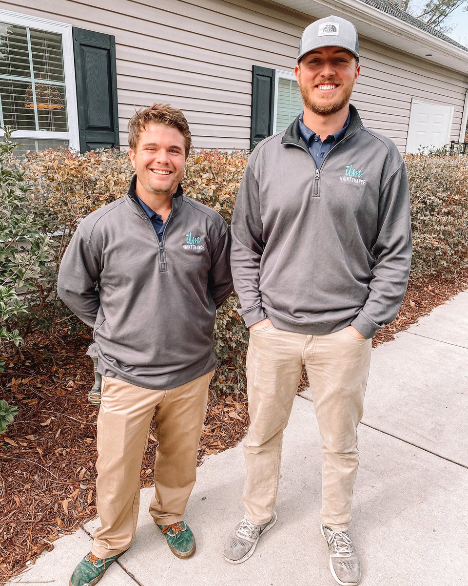 Meet a part of our Maintenance team! We have our double team James! James on the left, is our Maintenance Supervisor for Wilshire Landing and Camden Forest! James on the right, is the Maintenance technician at Wilshire Landing! They are here to help our residents! 😃 #ilmstudents
