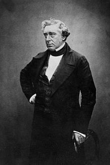 Pero como ya os he contado alguna vez, son los años en que empiezan a caer los puentes colgantes matando a varios cientos de militares en más de un sitio cruzando puentes al paso.Así que, deciden hacer otro puente para ello. Y se lo encargan a Robert Stephenson. A este 