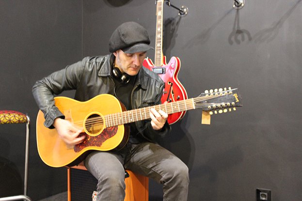 Hoy cumple 51 años el músico y compositor Juan Aguirre (<a href="/amaraloficial/">Amaral</a>).
¡FELICIDADES! 🎂