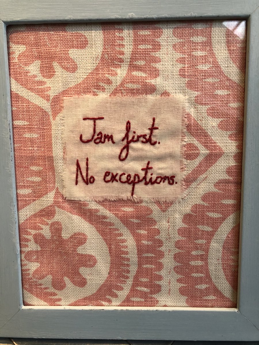 Dawn_French's tweet image. With respect, @JuliaBradbury may I remind you of this...