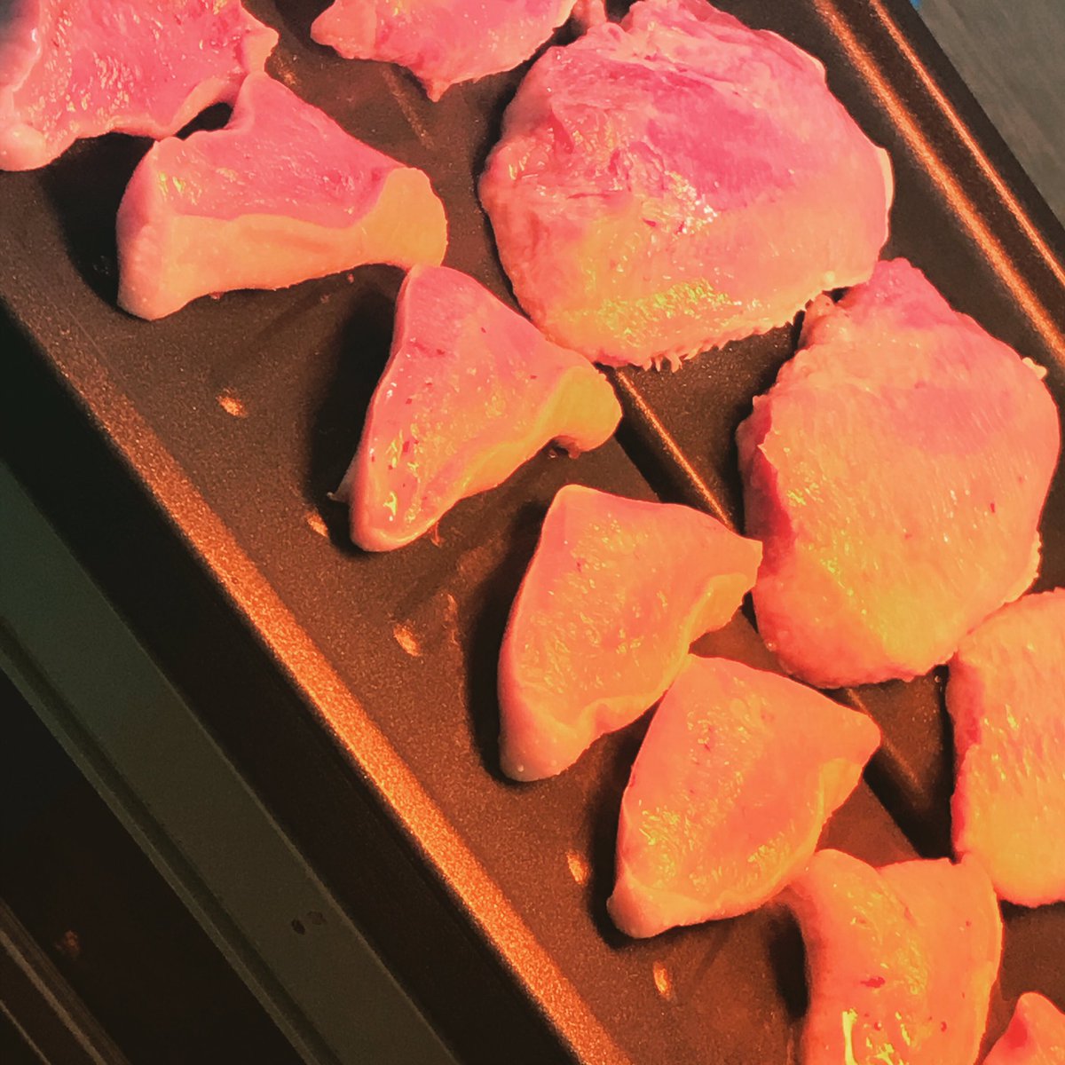 H ザイグル Etiketa Sto Twitter