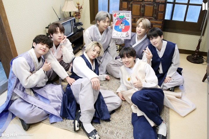 b4ngtany's tweet photo. I'm glad that they were complete🥺💜☺️#BTStogether https://t.co/CRa3ZnN0XH