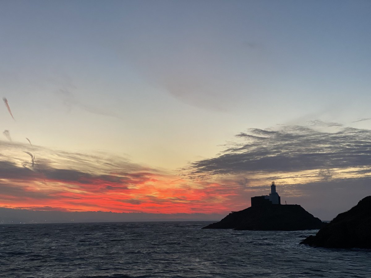A bitterly cold but beautiful wake up in #Mumbles today.