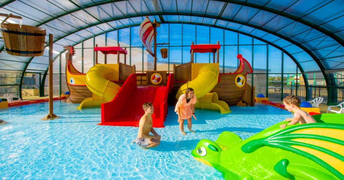 Each ship that Aqua Drolics makes is unique and is produced in its own production facility in The Netherlands. For example, how cool is this boat in viking theme? #ships #customized #shapework #fiberglass #waterfun #leisurebranche #pool #kids #netherlands #aquadrolics