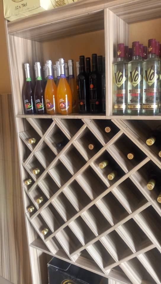 StoreSuccessful tweet picture
