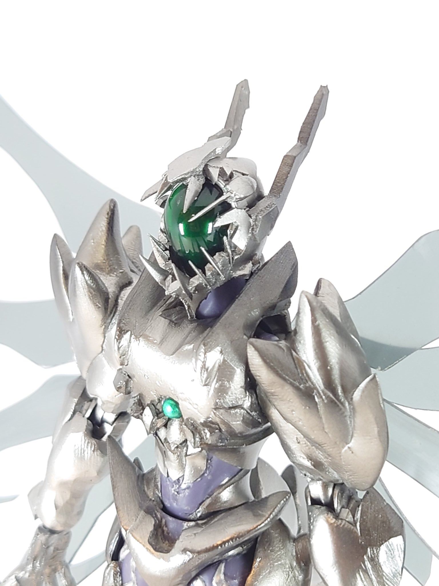くろはむ Update サア 呼べ 我ガ名ヲ シルバークロウ 災禍の鎧 クロムディザスター装着ver完成 ラノベ挿絵と漫画版参考に立体化したけど独自解釈がちょいちょい入ってるけど個人的には満足の出来栄え でも本当はアニメで動き回る姿が見たい