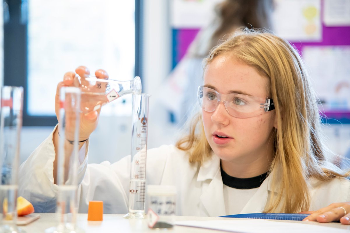 👩‍🔬🤩Today is International Day of Women and Girls in Science.

Happy #WomenInScienceDay to all our fantastic science teachers, support staff, alumnae, and to our future WHS scientists too!

#WomenInScience #GirlsInScience #STEAMWHS #GenerationEquality