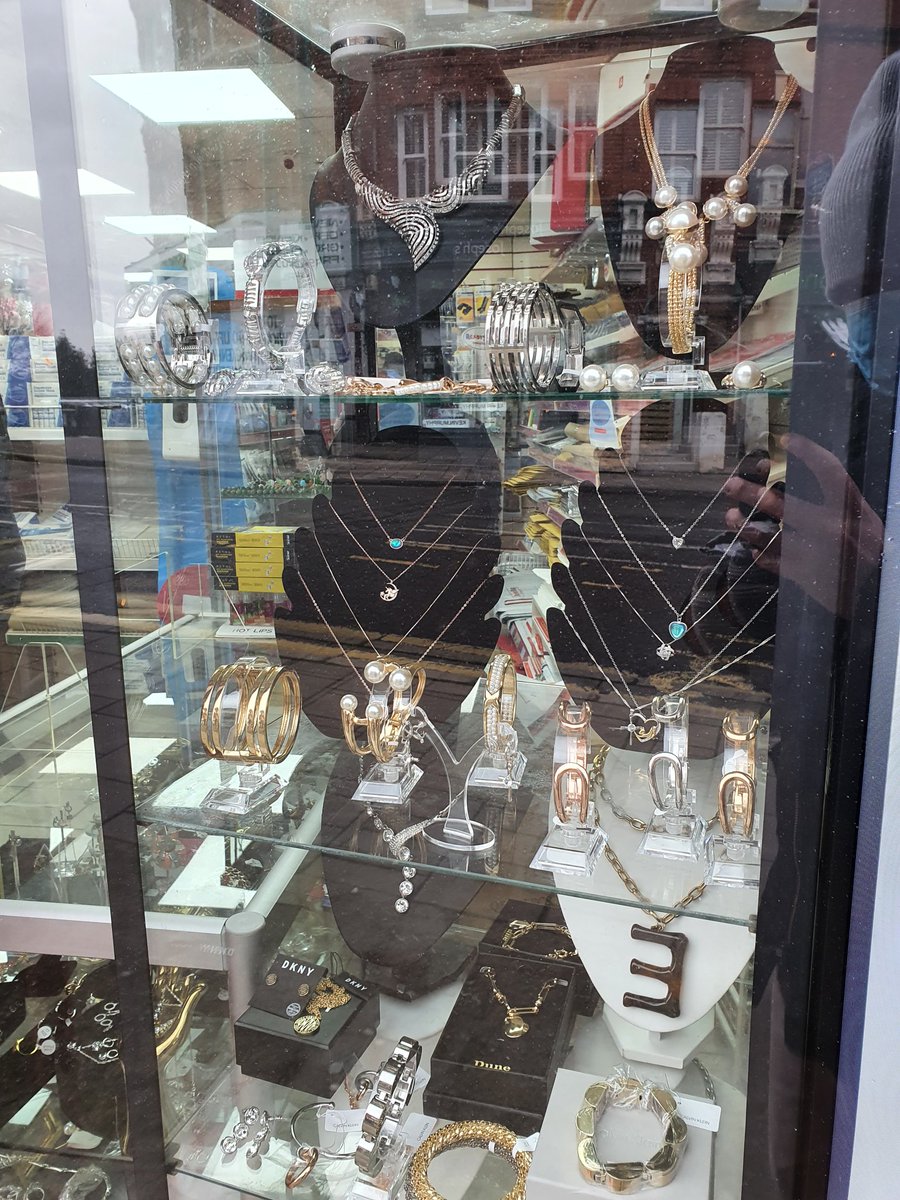 StMagsLife's tweet photo. Laaaaarvely selection of jewellery on offer at #StMargarets #PostOffice yesterday. Be sure to treat a loved one. Never short of a surprise in that store... https://t.co/UvOBbVpSTv
