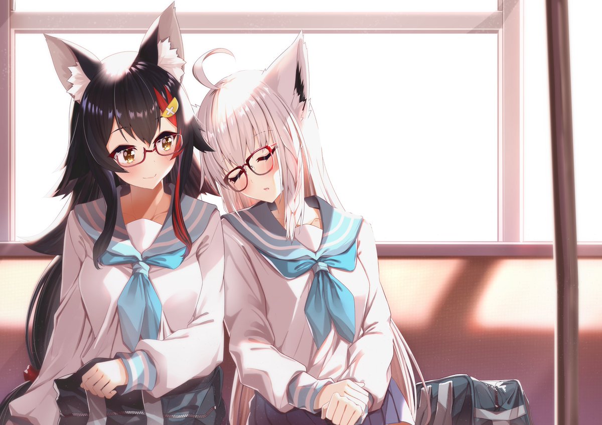 ookami mio ,shirakami fubuki multiple girls 2girls animal ears glasses white hair fox ears black hair  illustration images
