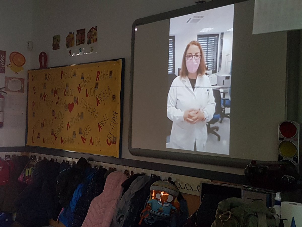 elpalmarillo's tweet photo. @lasemana #CIENCIA en nuestras #aulas, de la mano de nuestros modelos más cercanos, nuestras #familias 
#DiaDeLaMujerYLaNinaEnLaCiencia 
@antonioasesorin @EducaAnd @csicenlaescuela @lasemana 
#SinCienciaNoHayFuturo #ellxssonelfuturo https://t.co/leqtGds7XF