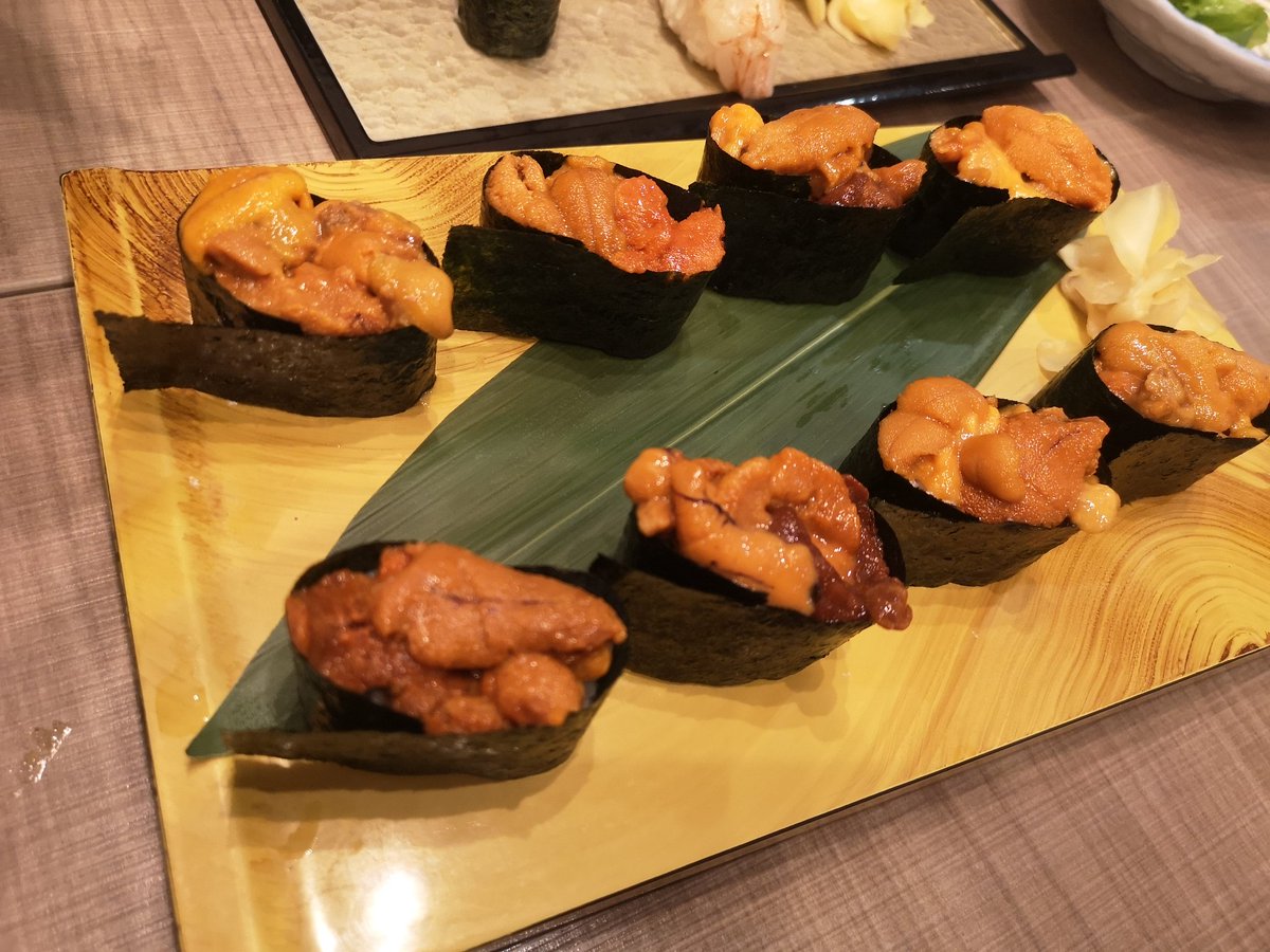 ここた 今日は 美登利寿司の女子会プラン食べ放題のため その前に高田馬場でinoコーチのbpu01からの 初mickeyコーチのba01の2本立て ワイドプッシュアップも片足上げて頑張ったので 心おきなく寿司を食べまくり18貫も食べちゃいました 明日は ここた 今日は 美登利寿司の女子会プラン食べ放題のため その前に高田馬場でinoコーチのbpu01からの 初mickeyコーチのba01の2本立て ワイドプッシュアップも片足上げて頑張ったので 心おきなく寿司を食べまくり18貫も食べちゃいました 明日は