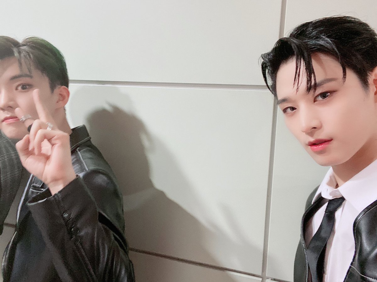 juyeon comfirming that hes in love with chanhee and changmin ; a thread for funsies