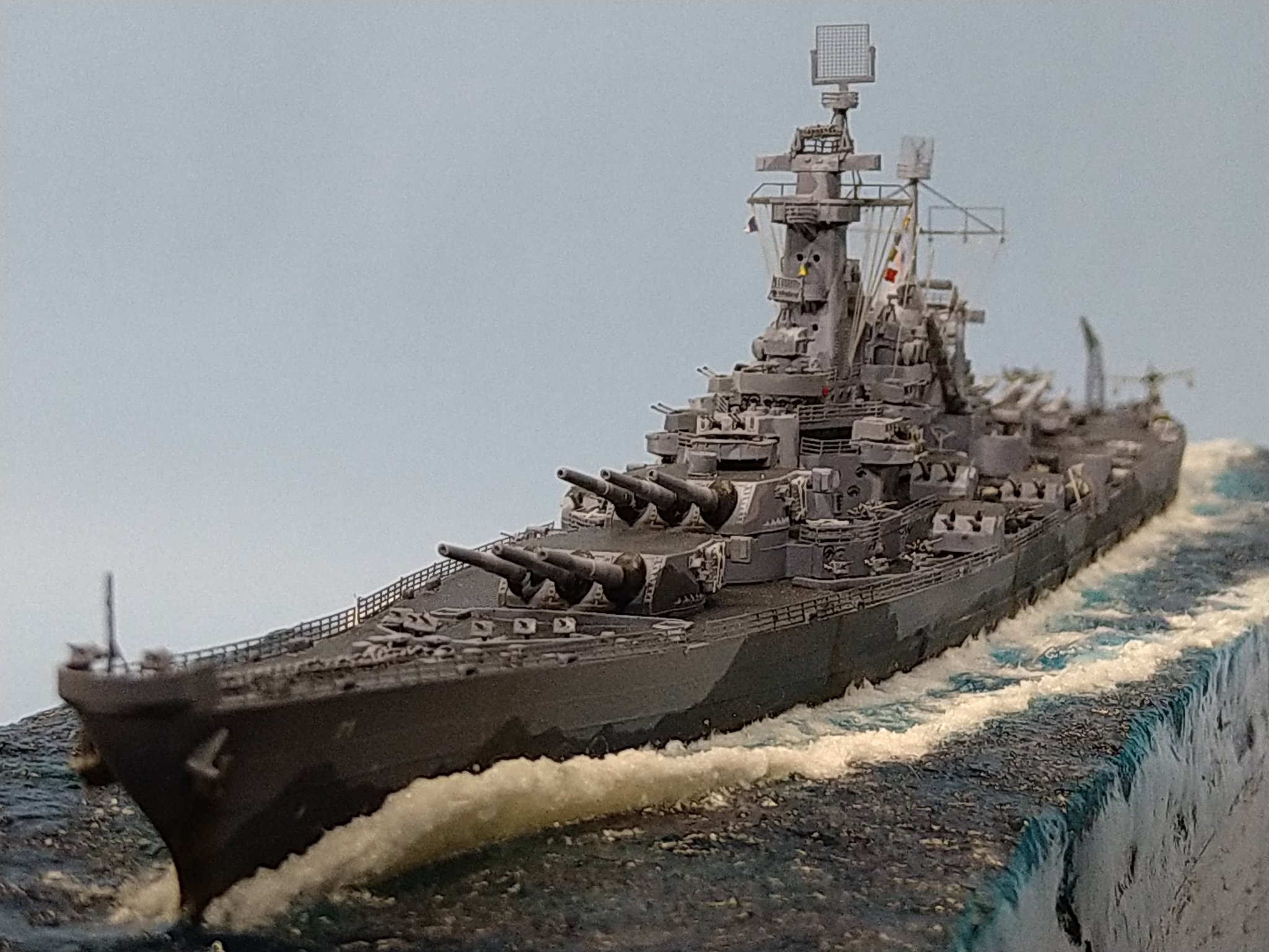Amazon | ベリーファイア 1/700 アメリカ海軍 モンタナ級 戦艦
