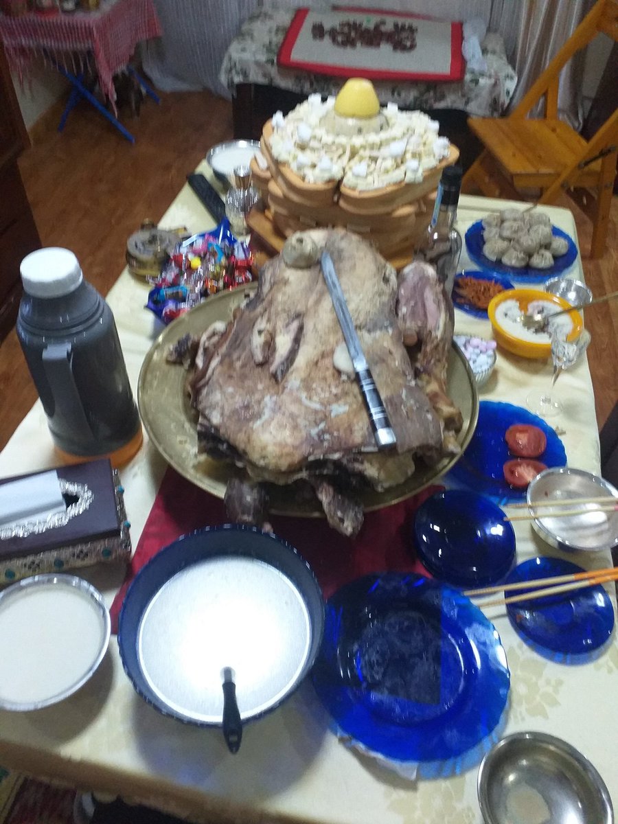 даруухан  ч битүүрийдээ