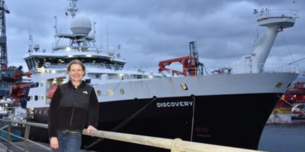 Celebrating #WomenInScienceDay, @unisouthampton spoke to some of our amazing #Womeninscience, including Dr Catherine Rychert, an observational seismologist. Her research on plate tectonics aims to better understand the evolution of the planet. More info: fal.cn/3dkEV