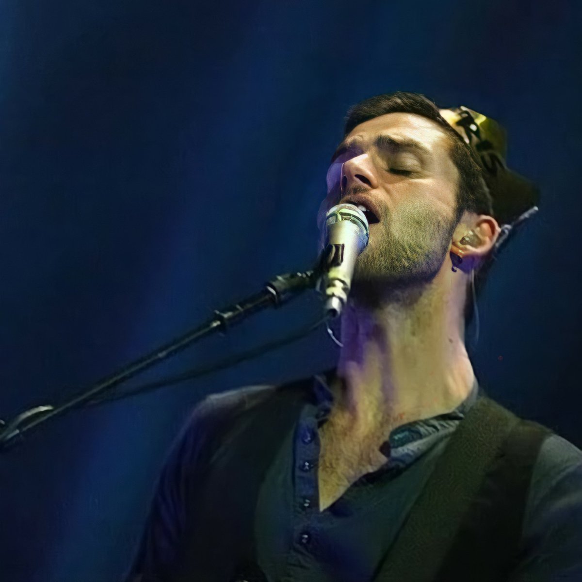 Coldplay viva era × Painting ~ A thread