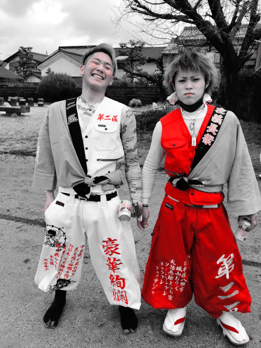 sisyuy's tweet photo. 近江八幡の左義長まつり、今年は中止ですかぁ？滋賀や八幡の方、教えてください！ https://t.co/8KGRBqUfgQ
