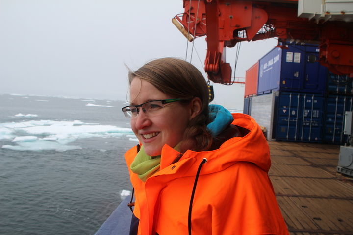 a_ceathair's tweet photo. The Gulf Stream System transports large amounts of heat northward in the Atlantic and therefore strongly impacts European climate. As part of @a_ceathair at @ICARUS_Maynooth Levke studies how global warming affects this system of ocean currents #WhyIOceanScience #WomenInScience https://t.co/3w6f7najcs