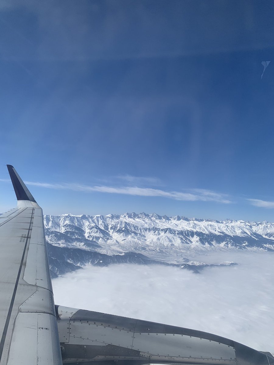 Mumbai and Srinagar are connected by flights all across seasons but plan your winter trip in advance to avoid expensive deals. Currently Go Air and Indigo have direct flights. Rest of the flight go via Delhi.