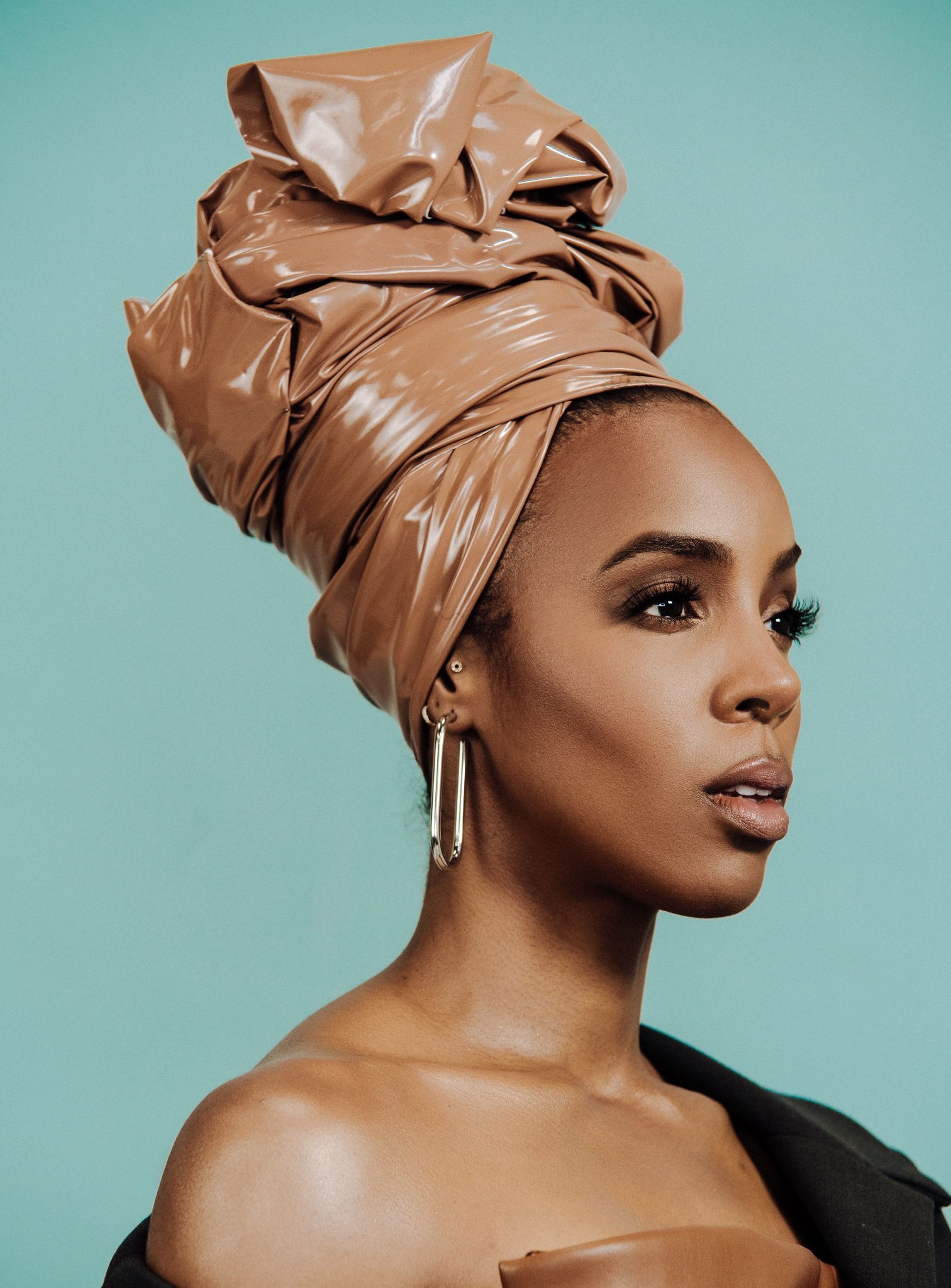 Superstar Singer Kelly Rowland turns 40 today. Happy Birthday   
