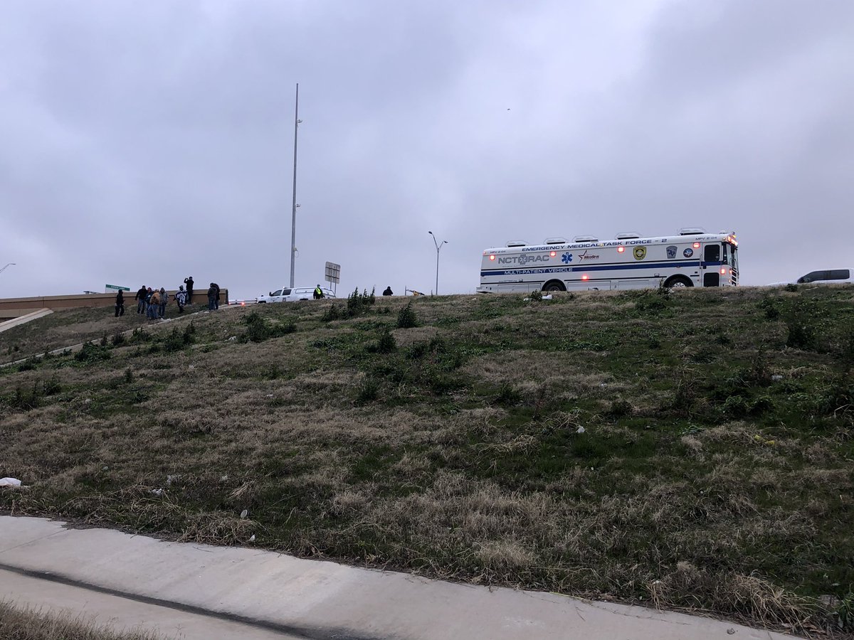 Update from Ft. Worth Fire: no ETA to reopen 35W. They say they can’t even give a total number of victims from this morning’s crash because some are just now being found or getting out of their cars &amp; falling on ice. MedStar has brought in its ambulance bus for triage.