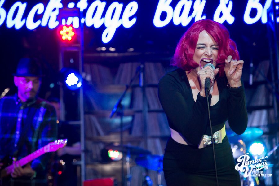 PunksInVegas's tweet photo. Images: Save Ferris, Vista Kicks, Light Em Up, Rayner February 11, 2017 at Backstage Bar &amp; Billiards https://t.co/jct0gHseHQ https://t.co/YgTC1D0jtM