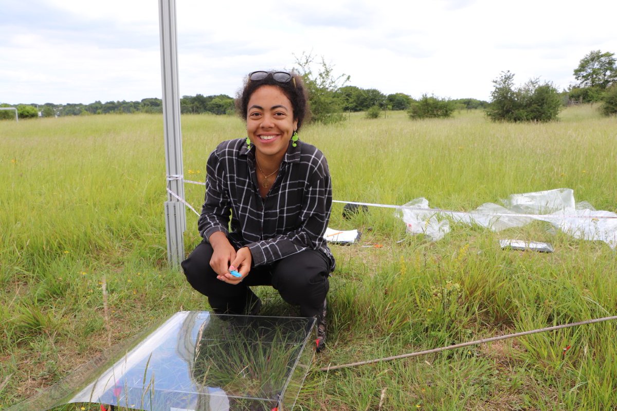  @sara_lil_plants is one of our Plant Ecologists and one of the founding members of  @BIPOC_STEM_NET. She was recently featured by  @OxfordSparks in their video about the RainDrop Experiment at Wytham Woods 