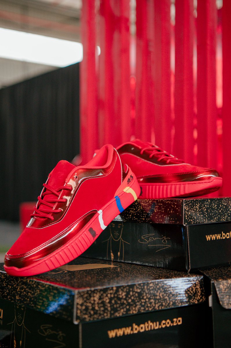 red bathu sneaker